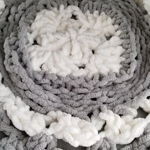 Papasan crochet cover